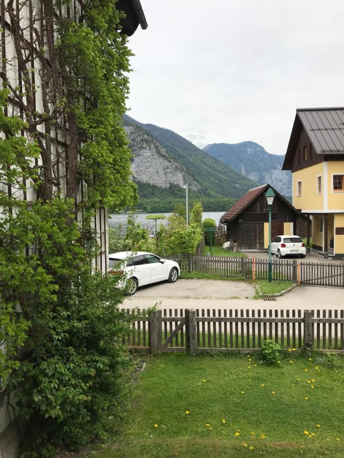 Glueck Am See - Apartment Mit Seezugang Hallstatt Esterno foto