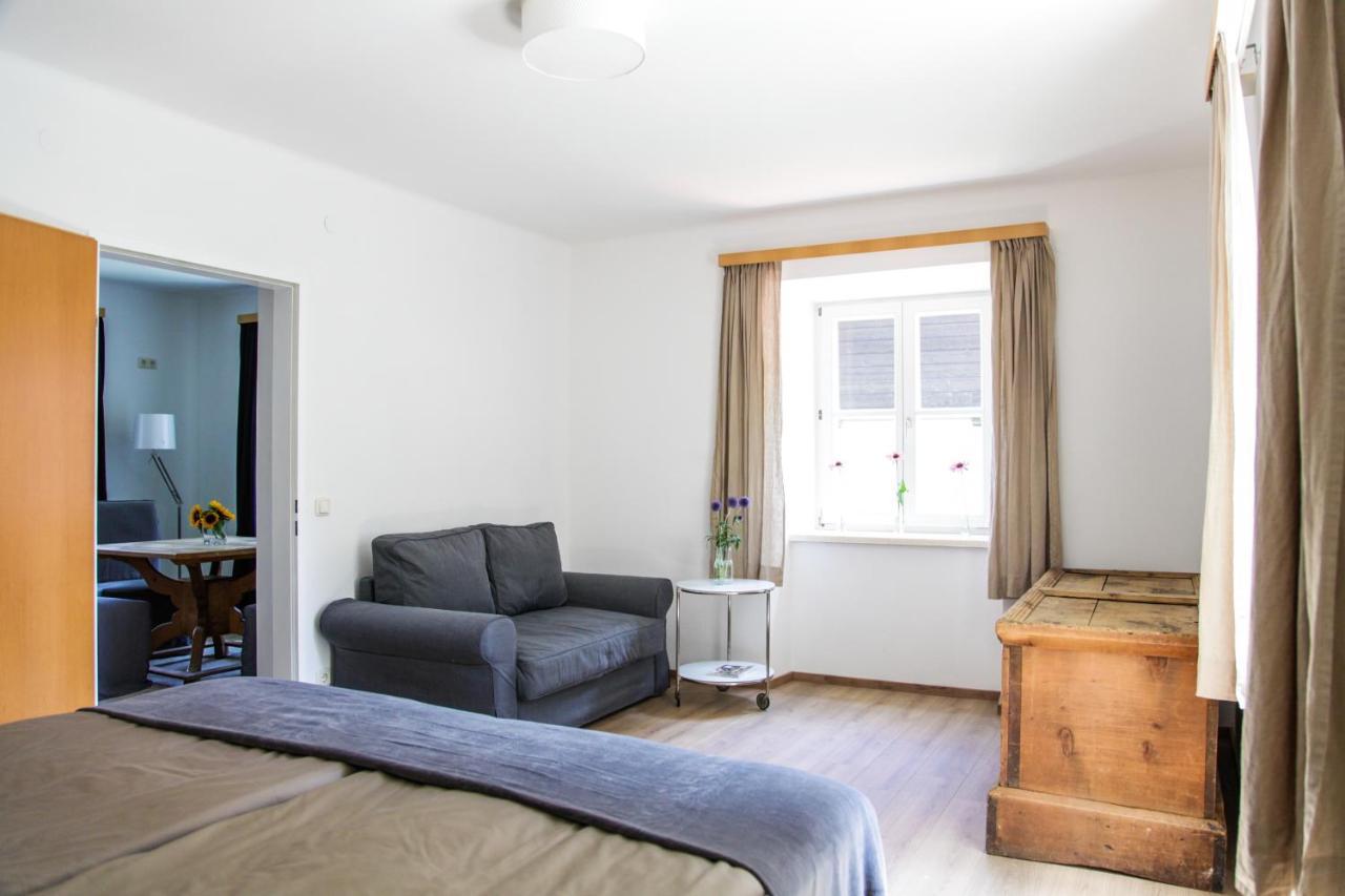 Glueck Am See - Apartment Mit Seezugang Hallstatt Esterno foto
